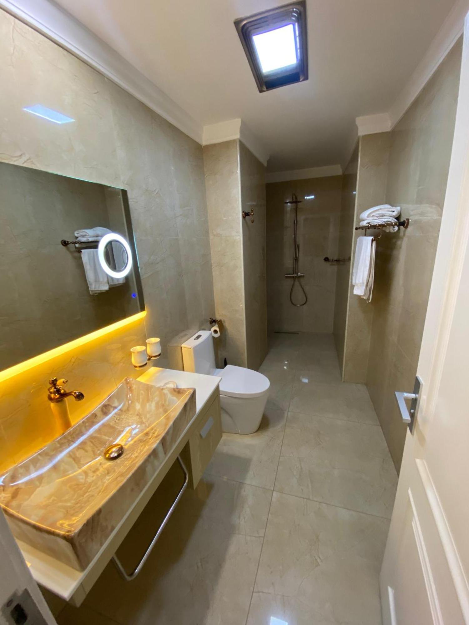 Hotel Brais Durres Ngoại thất bức ảnh