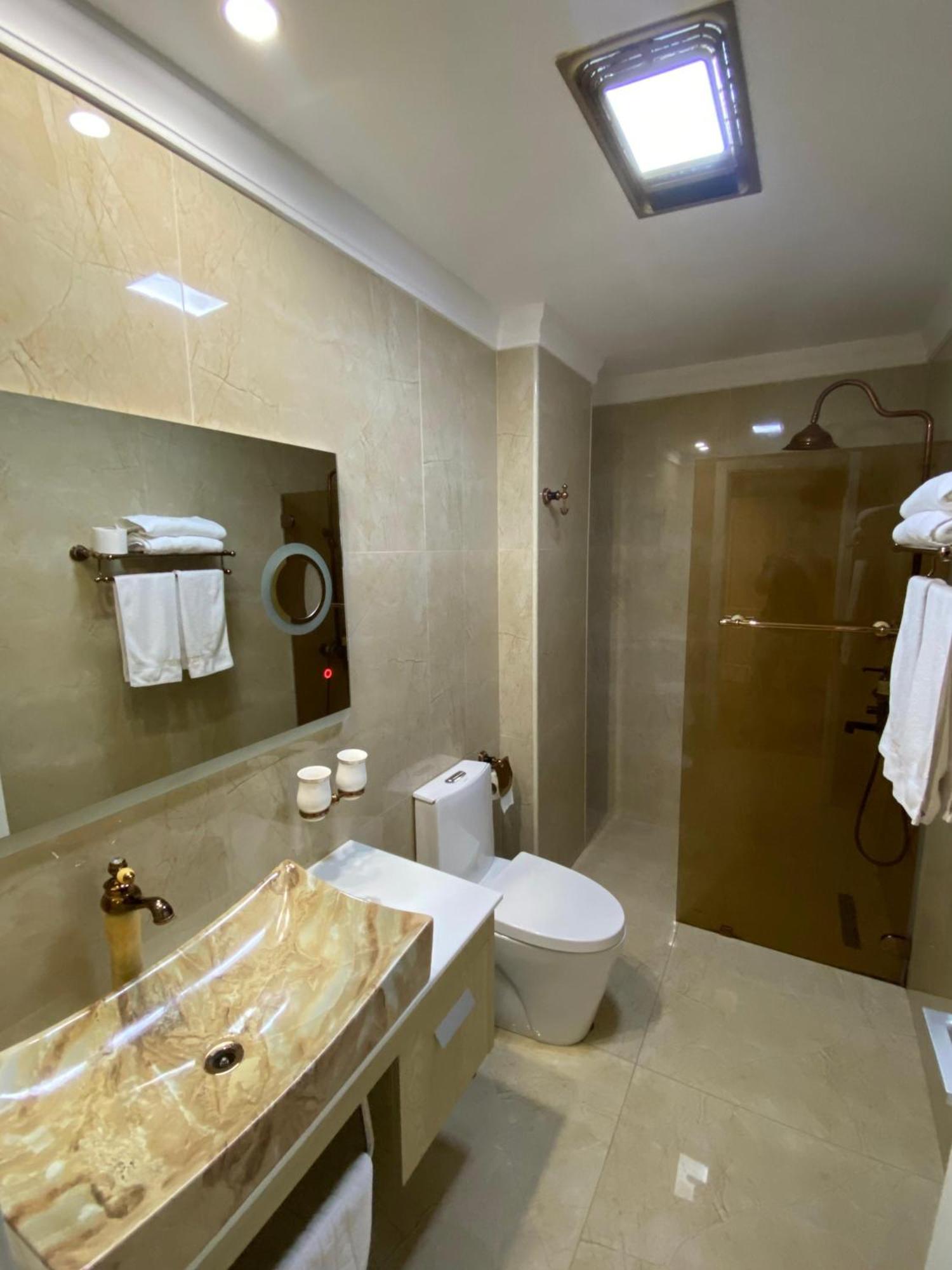 Hotel Brais Durres Ngoại thất bức ảnh